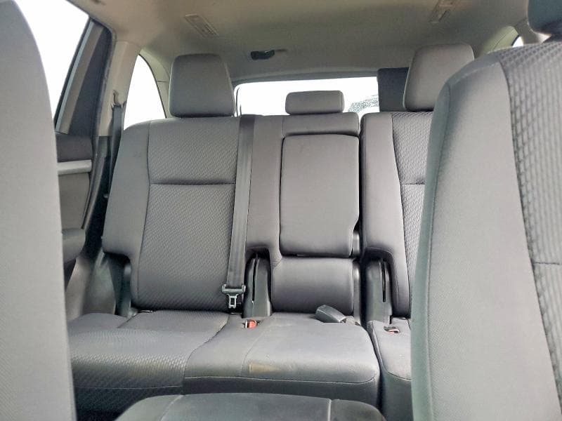 2019 TOYOTA HIGHLANDER LE 10