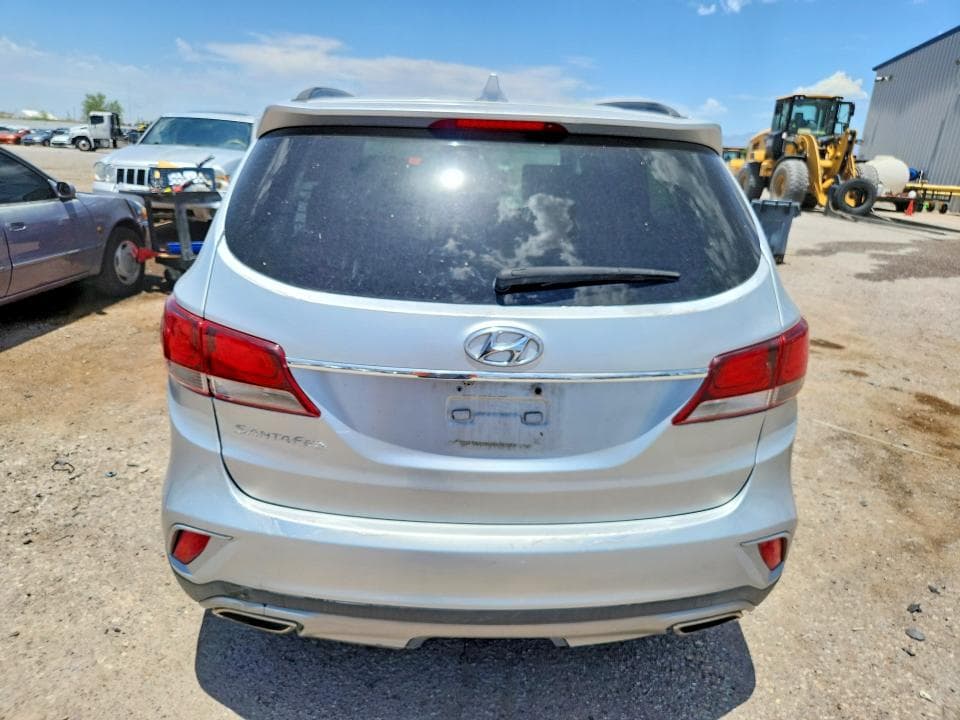 2017 HYUNDAI SANTA FE SE SE 6