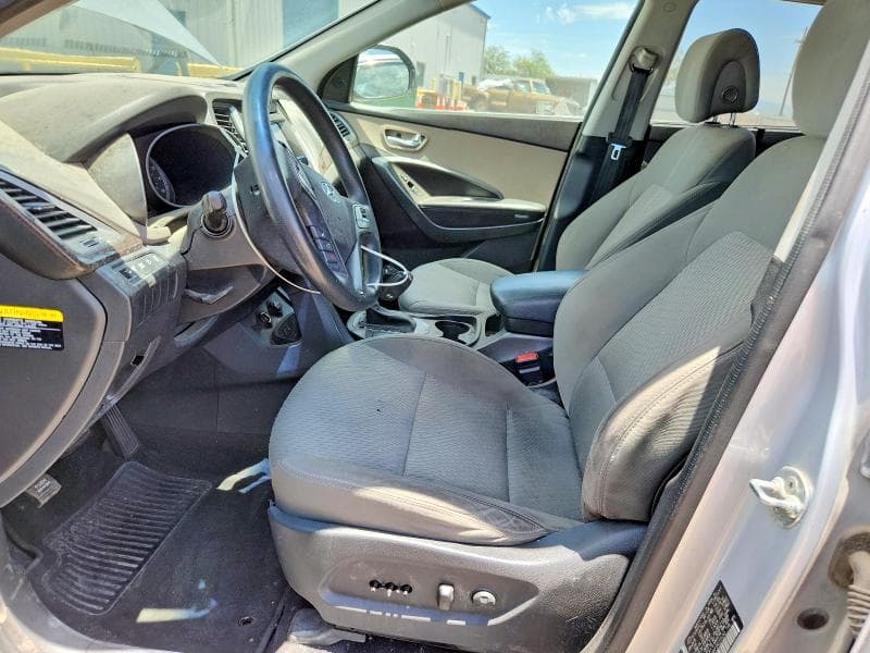 2017 HYUNDAI SANTA FE SE SE 7