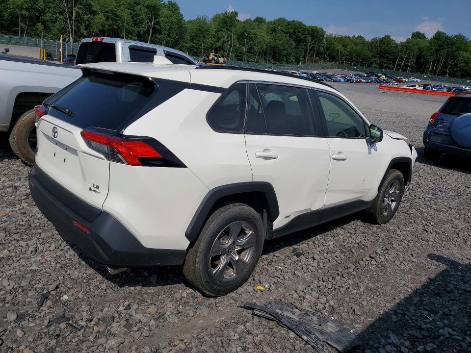 2025 TOYOTA RAV4 LE 3