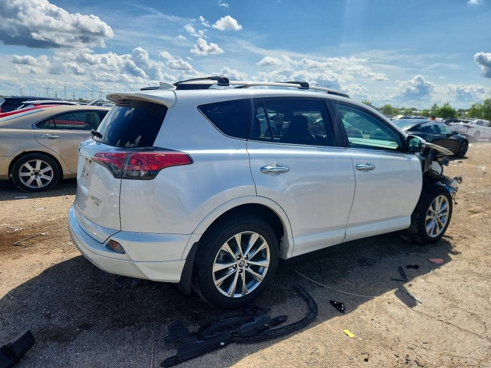 2017 TOYOTA RAV4 PLATINUM PLATINUM 3