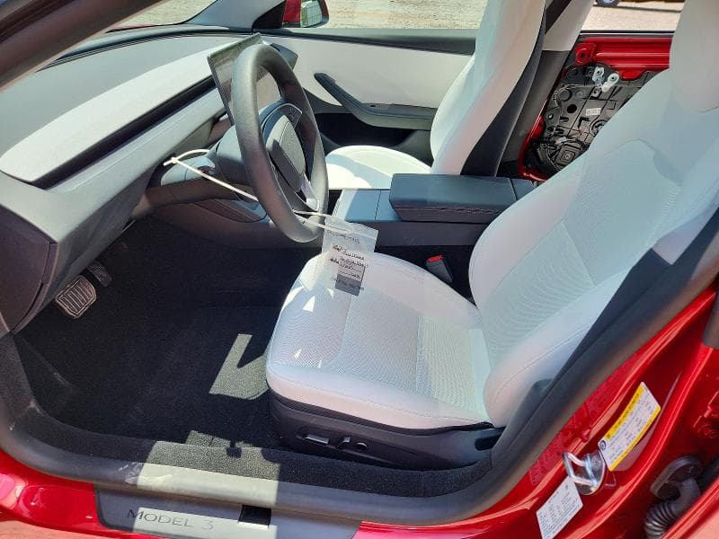 2026 TESLA MODEL 3 7
