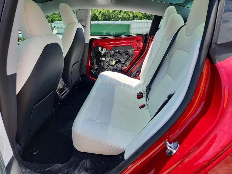 2026 TESLA MODEL 3 10