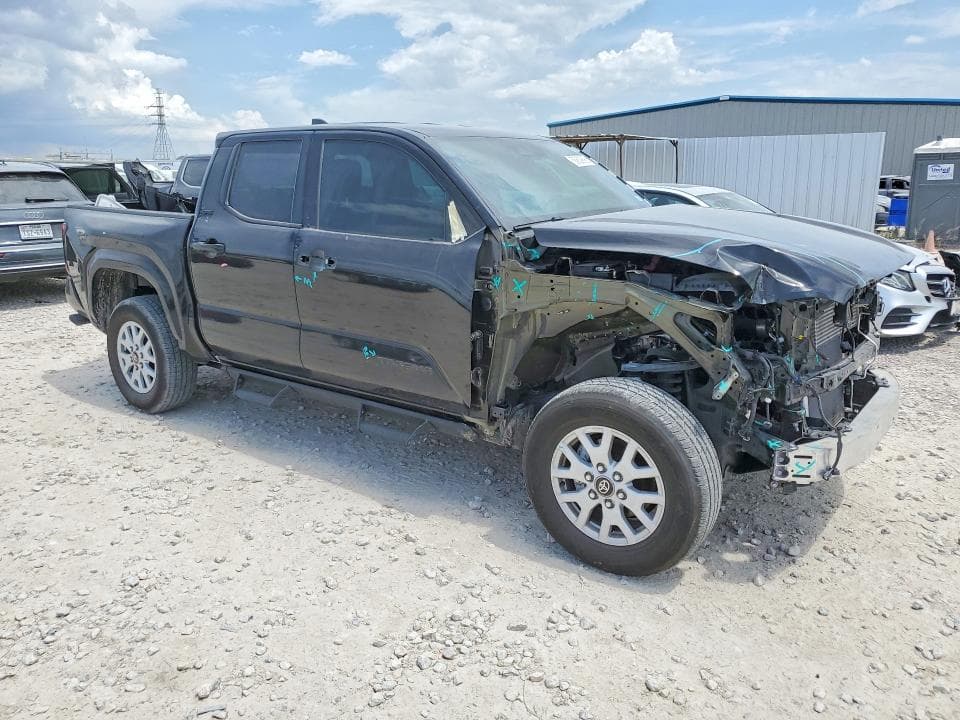 2025 TOYOTA TACOMA SR5 4