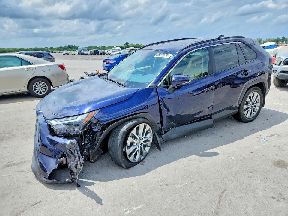2024 TOYOTA RAV4 XLE PREMIUM - 1
