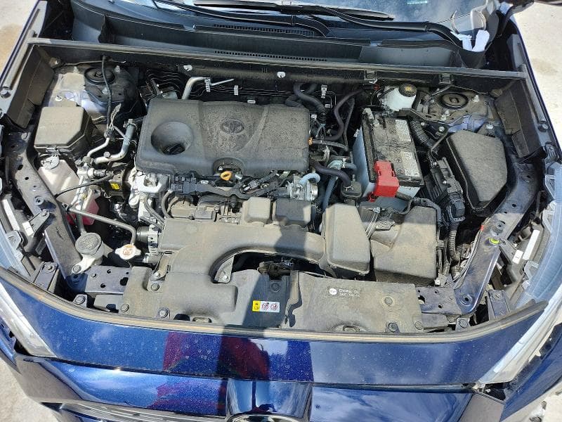 2024 TOYOTA RAV4 XLE PREMIUM 12