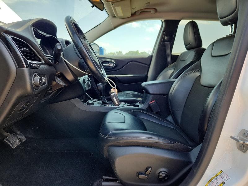 2020 JEEP CHEROKEE LATITUDE PLUS 7