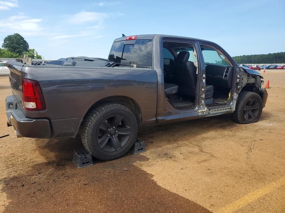 2017 RAM 1500 SPORT 3