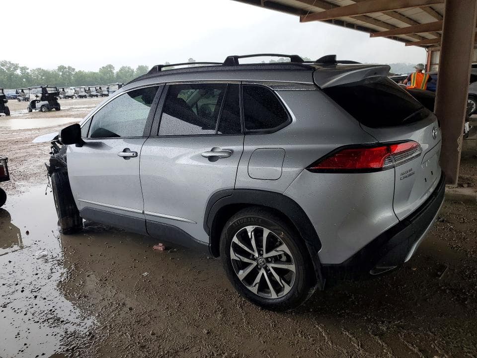 2025 TOYOTA COROLLA CROSS XLE 3