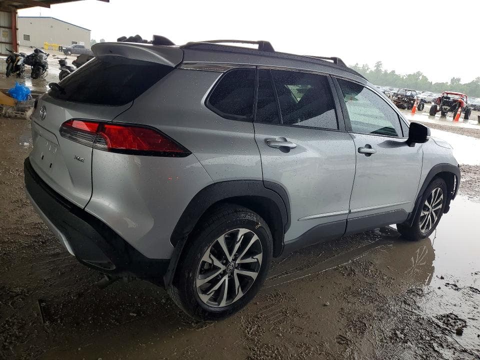 2025 TOYOTA COROLLA CROSS XLE 5
