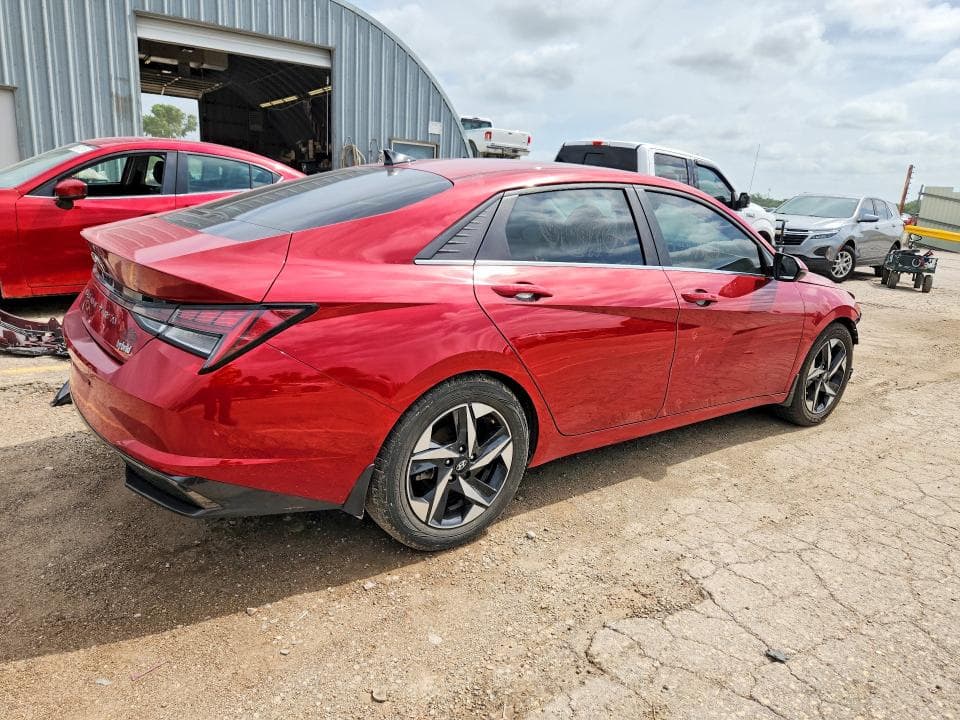 2022 HYUNDAI ELANTRA LIMITED 3