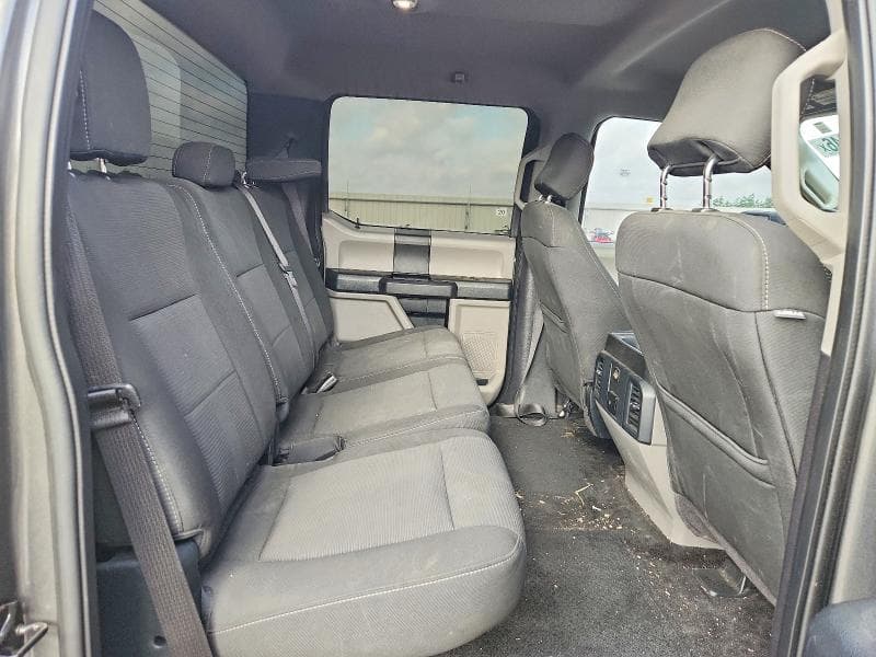 2017 FORD F150 SUPERCREW 10