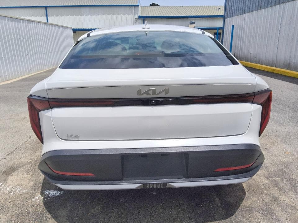 2026 KIA K4 LXS 6