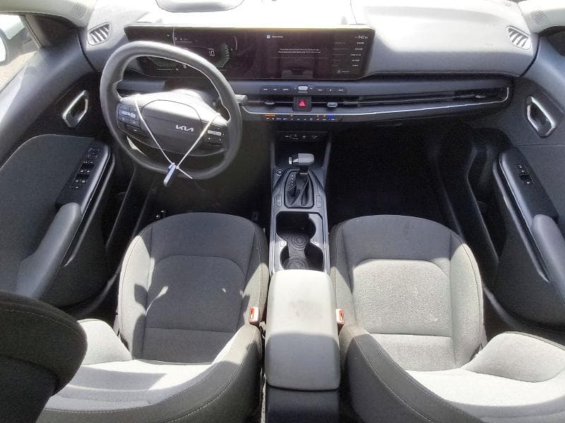 2026 KIA K4 LXS 8