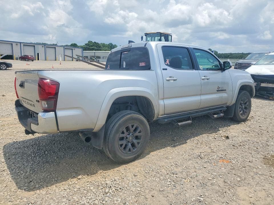 2022 TOYOTA TACOMA SR5 V6 3
