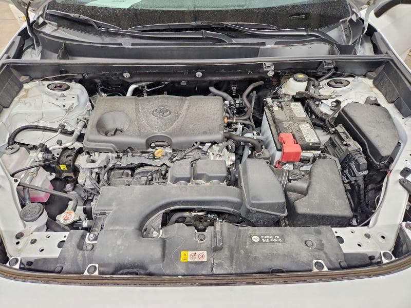 2024 TOYOTA RAV4 XLE 13