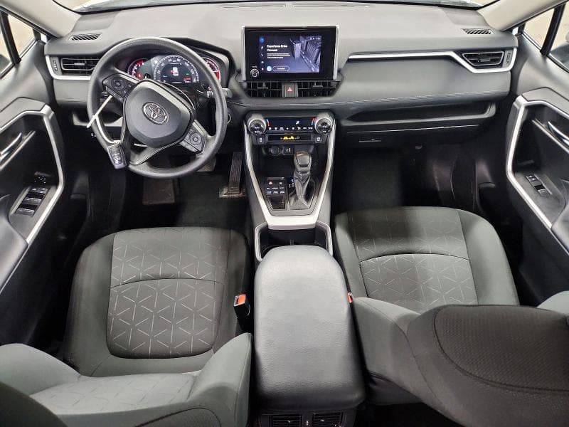 2024 TOYOTA RAV4 XLE 9