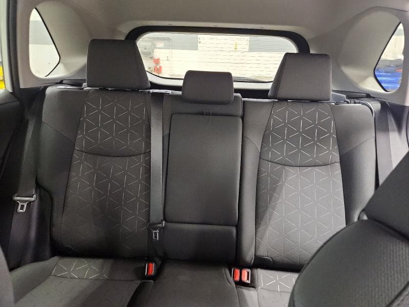 2024 TOYOTA RAV4 XLE 11