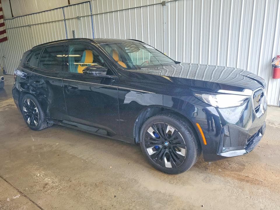 2025 BMW X3 M50 4