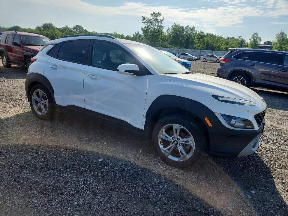 2023 HYUNDAI KONA SEL 4