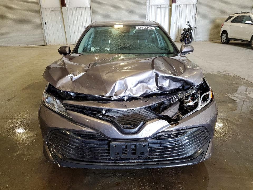 2020 TOYOTA CAMRY LE 5