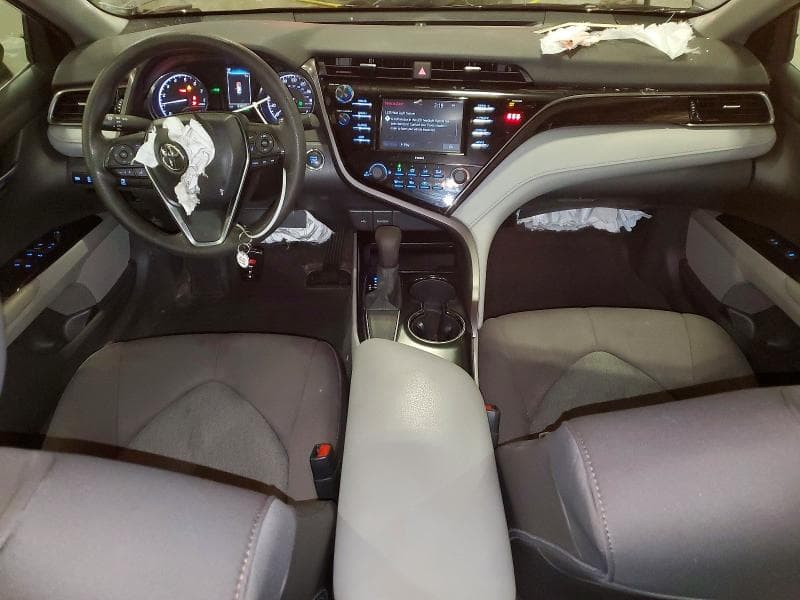 2020 TOYOTA CAMRY LE 8