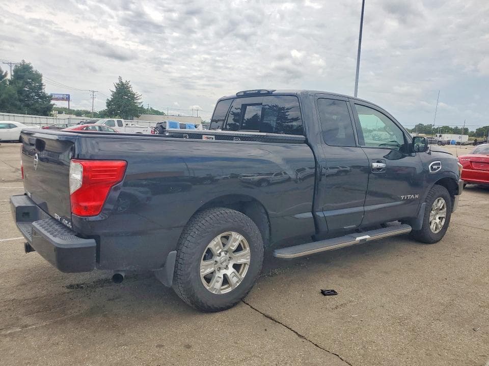 2017 NISSAN TITAN SV 3