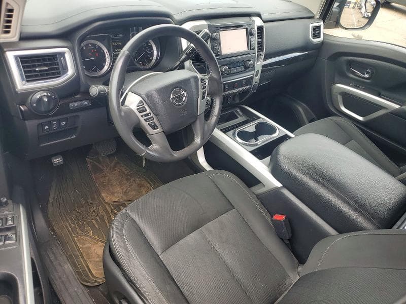 2017 NISSAN TITAN SV 8