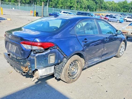 2022 TOYOTA COROLLA LE 3