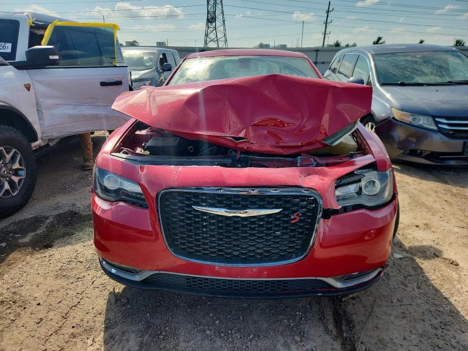 2017 CHRYSLER 300 S 5
