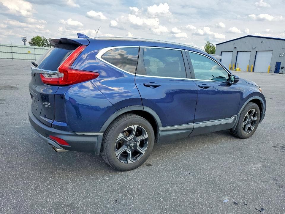 2017 HONDA CR-V TOURING 3