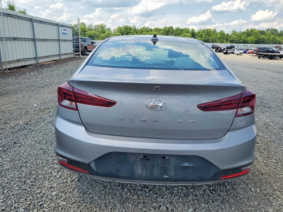 2020 HYUNDAI ELANTRA SEL 6