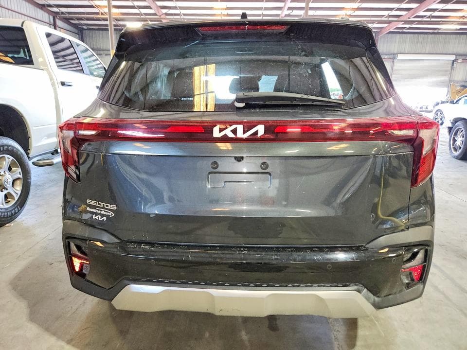 2025 KIA SELTOS EX 6