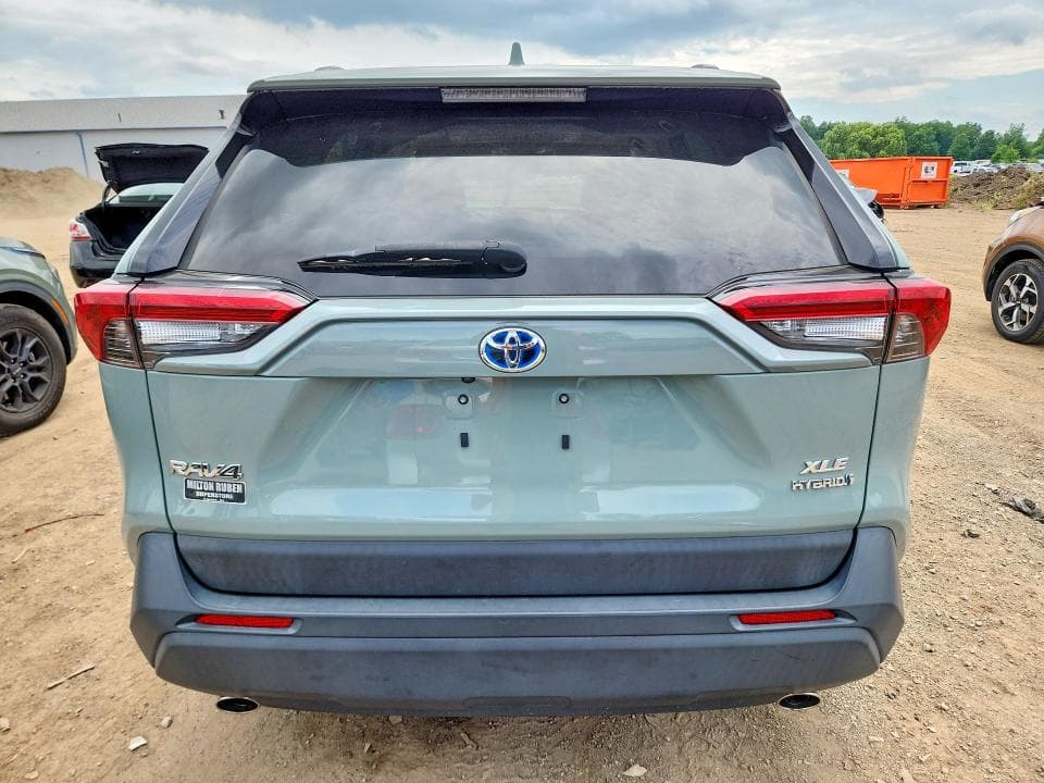 2023 TOYOTA RAV4 XLE PREMIUM 6