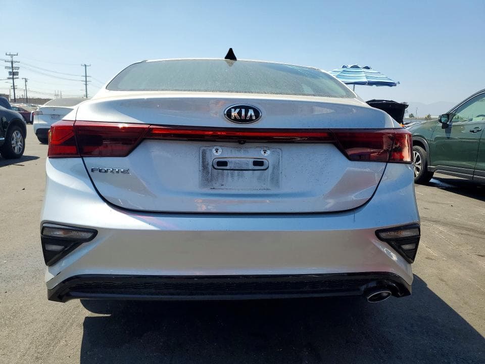 2019 KIA FORTE LXS 6