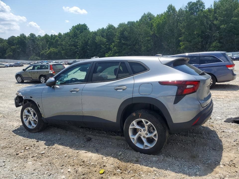 2024 CHEVROLET TRAX LS 2