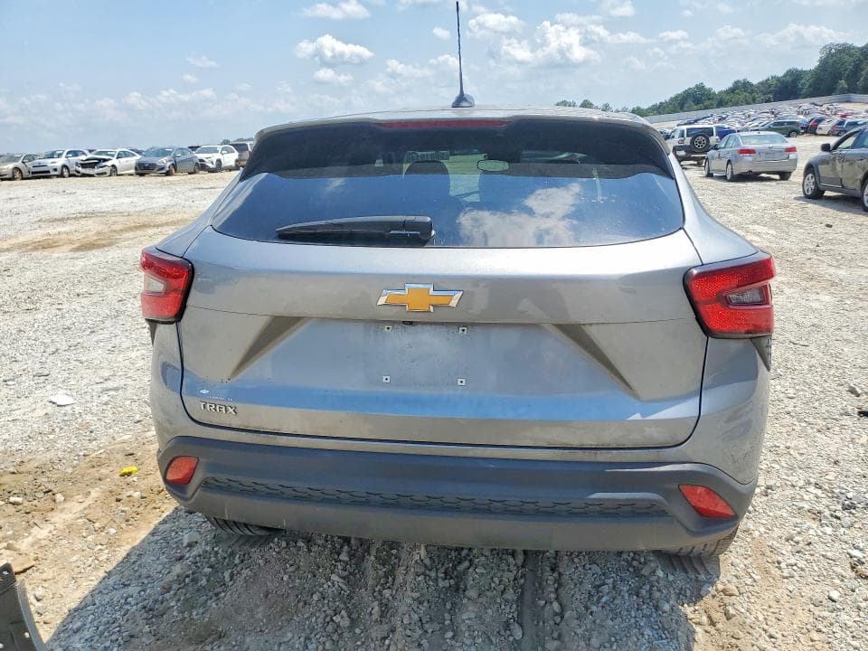 2024 CHEVROLET TRAX LS 6
