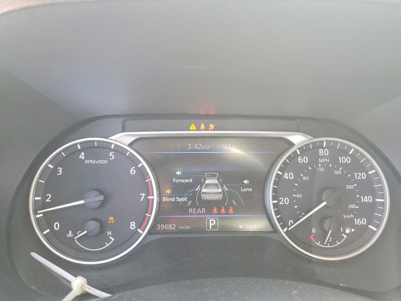 2024 NISSAN SENTRA SR 9