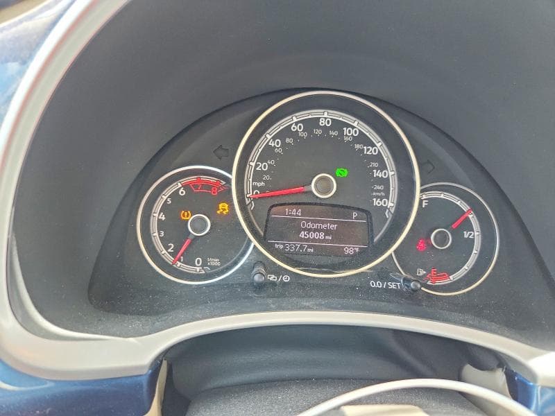 2019 VOLKSWAGEN BEETLE SE SE 9
