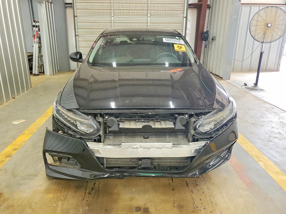 2018 HONDA ACCORD LX 5