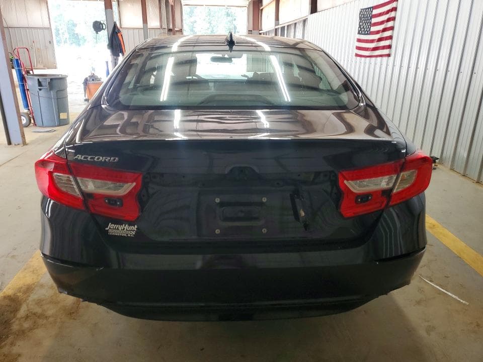 2018 HONDA ACCORD LX 6
