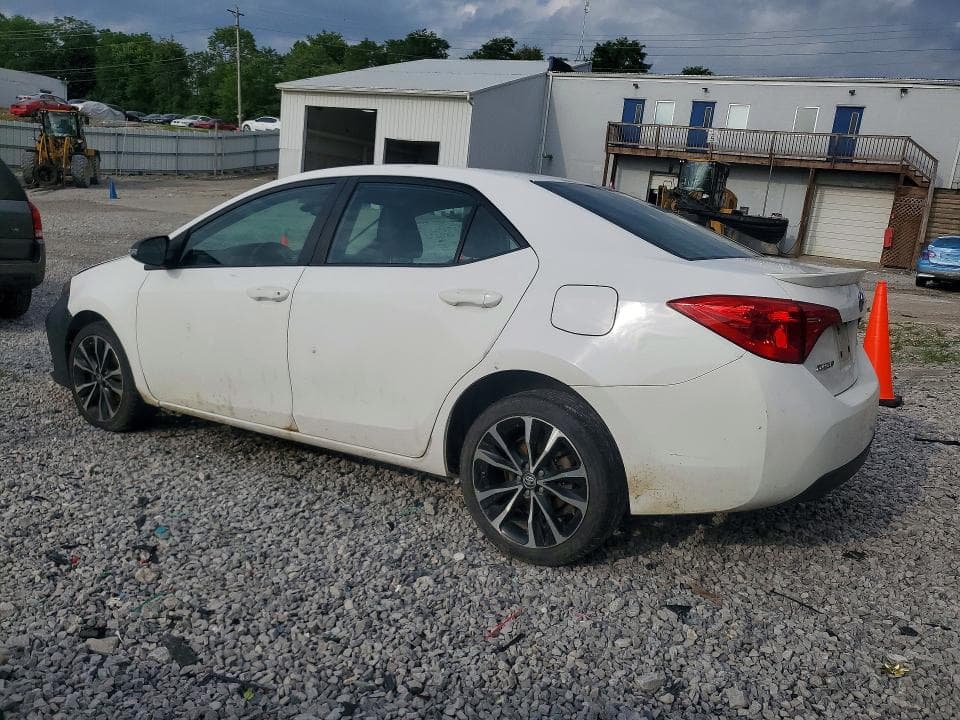 2017 TOYOTA COROLLA SE 2