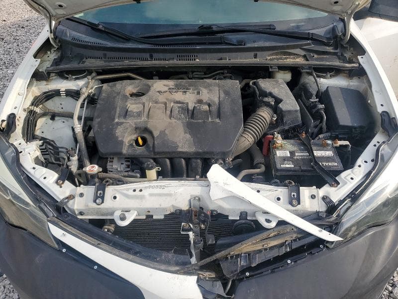 2017 TOYOTA COROLLA SE 11