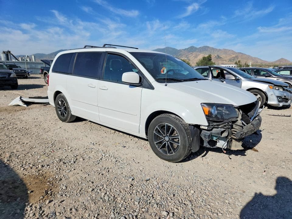2017 DODGE GRAND CARAVAN GT 4