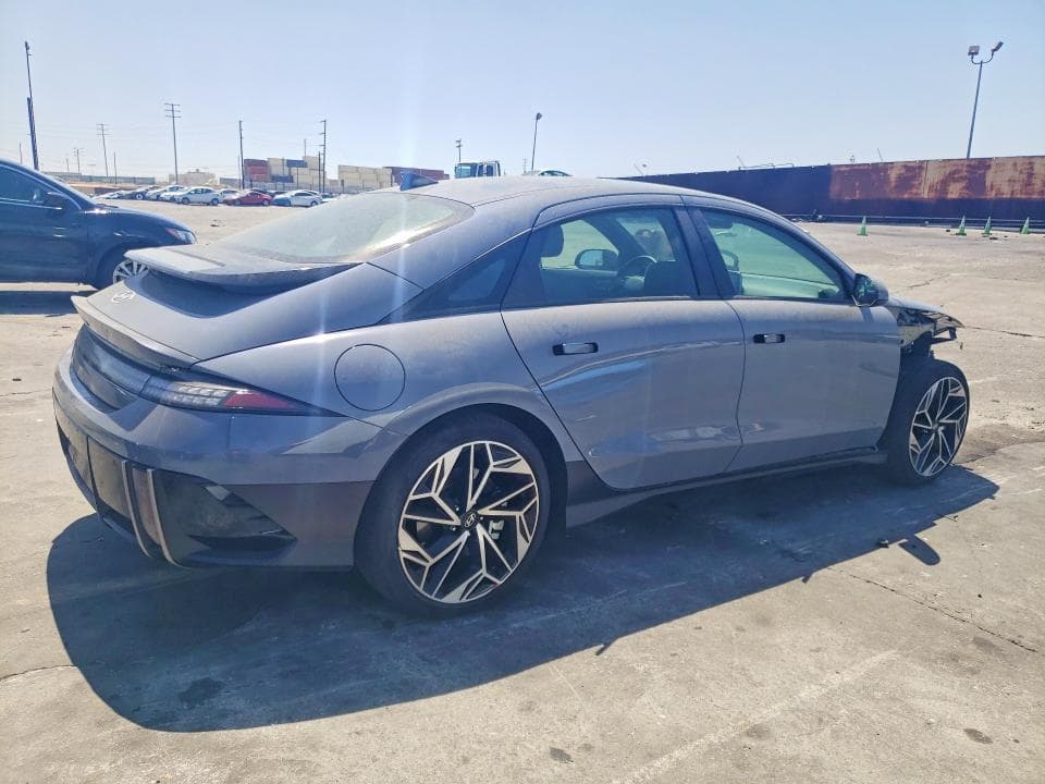 2025 HYUNDAI IONIQ 6 SEL 3