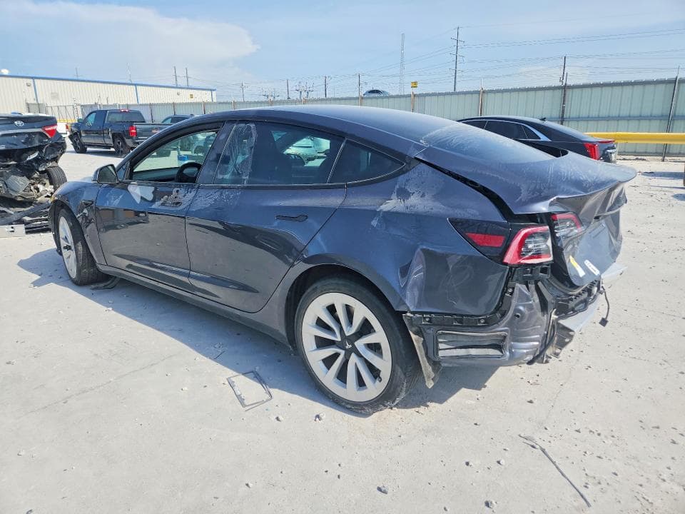 2022 TESLA MODEL 3 2