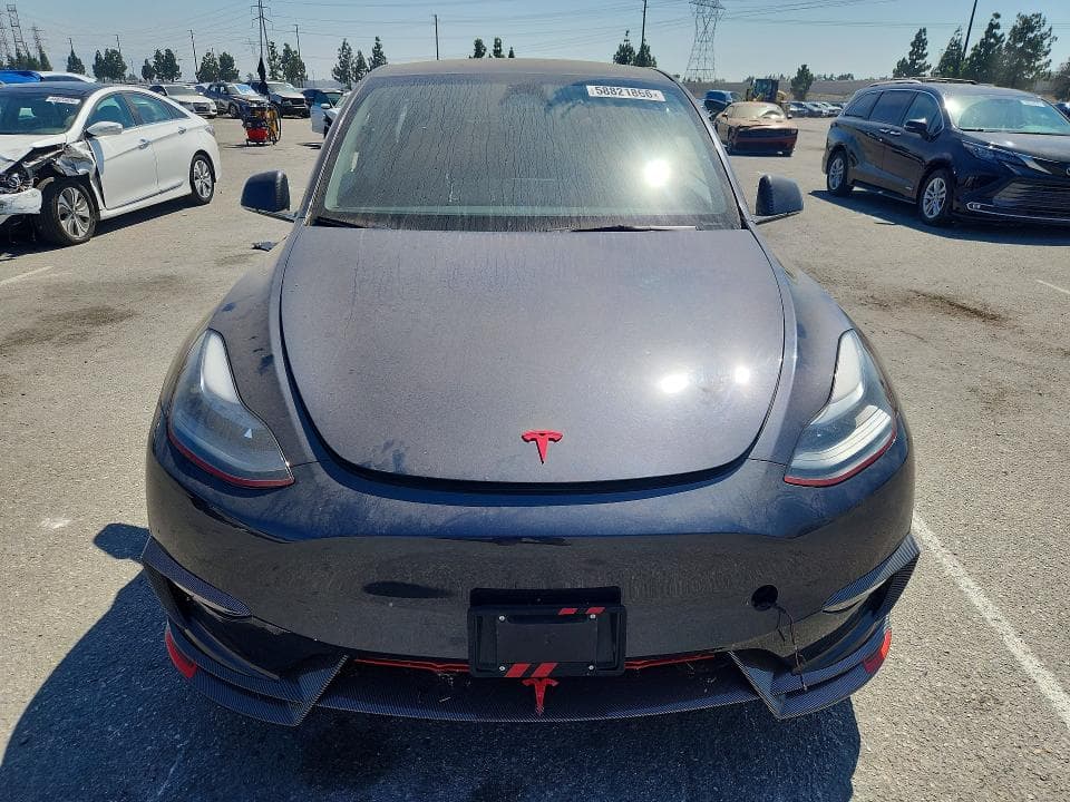 2024 TESLA MODEL Y 5