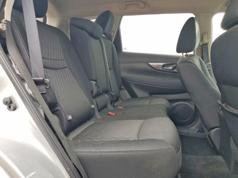 2019 NISSAN ROGUE S 11
