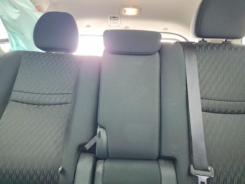 2019 NISSAN ROGUE S 10