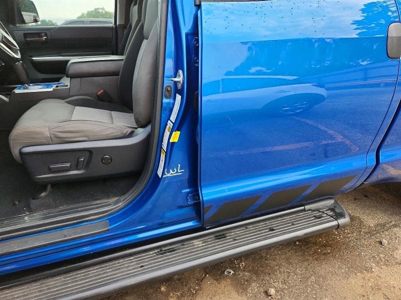 2017 TOYOTA TUNDRA SR5 SR5 12